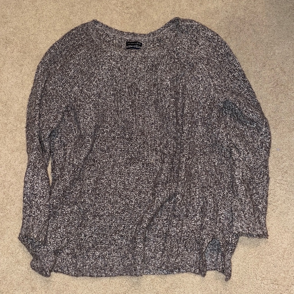 Gray Ahmazingly soft American Eagle sweater
